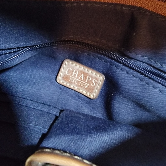 CHAPS Cross Body Wristlet Clutch Purse Tortoise Shell Accent. - Picture 8 of 9